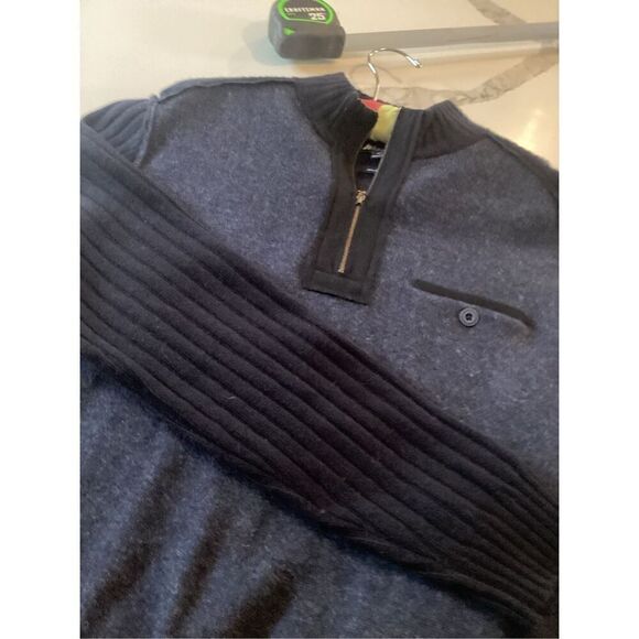 Johnnie-O Hugh 1/4 Zip Hugh 100% Merino Wool Sweater Sz M Navy - Picture 7 of 10
